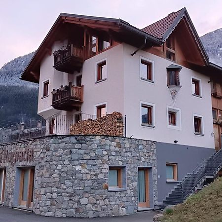 Chalet La Rugiada บอร์มิโอ ภายนอก รูปภาพ