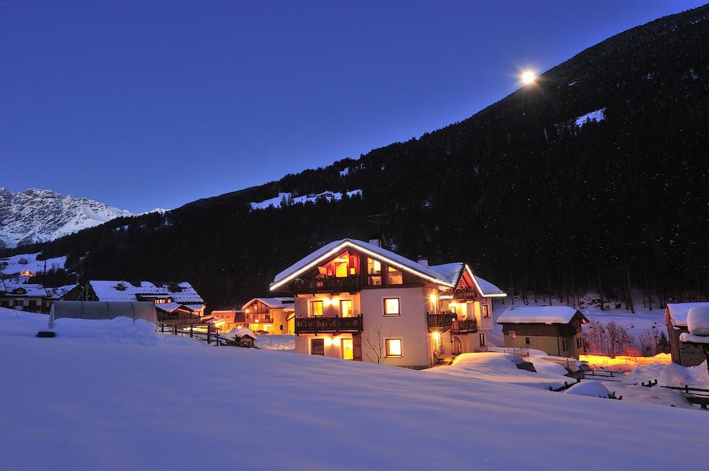 Chalet La Rugiada บอร์มิโอ ภายนอก รูปภาพ