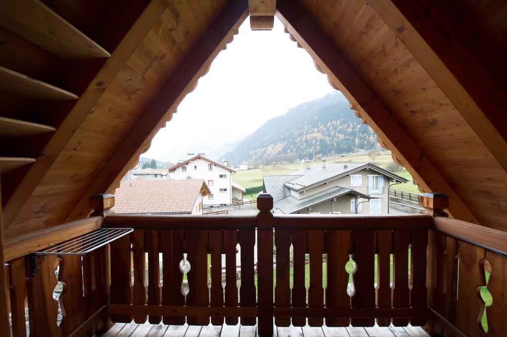 Chalet La Rugiada บอร์มิโอ ภายนอก รูปภาพ