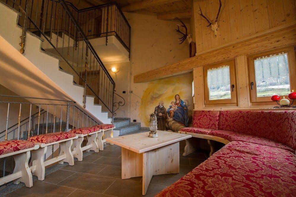 Chalet La Rugiada บอร์มิโอ ภายนอก รูปภาพ